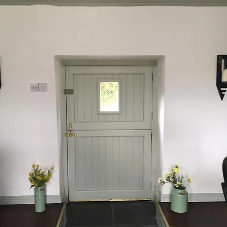 Kilshanny Milk Parlour *